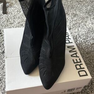 JustFab Black Heeled Boots for Women